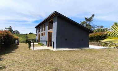 En venta Casa Campestre en El Carmen de Viboral