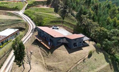 En venta Casa Campestre en El Carmen de Viboral