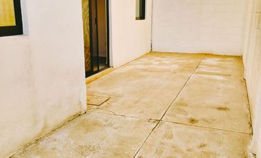 RENTO DEPARTAMENTO EN PLANTA BAJA, CENTRICO, EXCELENTE ESTADO.