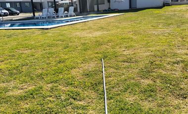 RENTO DEPARTAMENTO EN PLANTA BAJA, CENTRICO, EXCELENTE ESTADO.