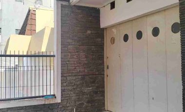 SEWA RUMAH AREA KOMERSIAL SAYAP JALAN CIHAMPELAS/CIPAGANTI BANDUNG