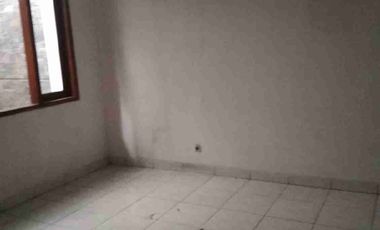 SEWA RUMAH AREA KOMERSIAL SAYAP JALAN CIHAMPELAS/CIPAGANTI BANDUNG