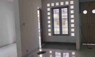 SEWA RUMAH AREA KOMERSIAL SAYAP JALAN CIHAMPELAS/CIPAGANTI BANDUNG