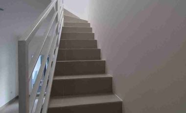 Rumah Murah 3 Lantai Carport Jalan Johar Baru Jakarta Pusat