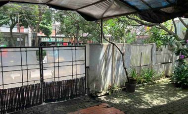JUAL RUMAH LAMA MAINROAD STRATEGIS DI ANTAPANI