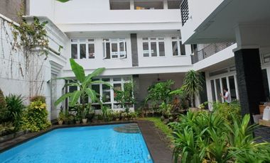 Rumah Kemang Jaksel, Luas Tanah 787 m2, Kolam Renang, Lokasi Strategis