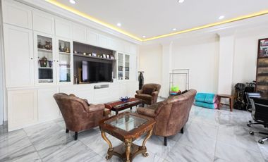 Rumah Kemang Jaksel, Luas Tanah 787 m2, Kolam Renang, Lokasi Strategis