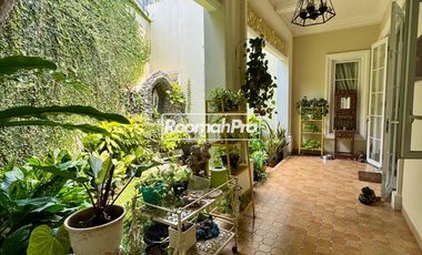 Rumah Mewah Secondary Desain Classic Colonial di Cipete Jakarta Selatan