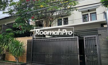 Rumah Mewah Cipete Lokasi Strategis Dekat Kebayoran Baru Jakarta Selatan