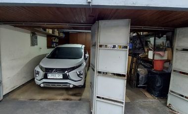 RUMAH LOKASI  STRATEGIS DI JAKARTA SELATAN MURAH HITUNG TANAH SAJA, SHM