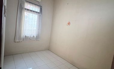 DISEWAKAN RUMAH 2 LANTAI ANTAPANI BELAKANG GRIYA