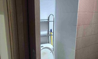 disewakan 1br apartemen puri irchard tower CH