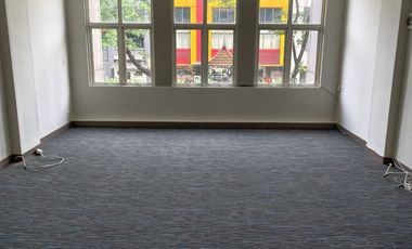 FOR RENT Shophouse 3.5 floors on Jl. Utama Alam Sutera Strategic 3.5 floors Cheap Serpong Tangerang