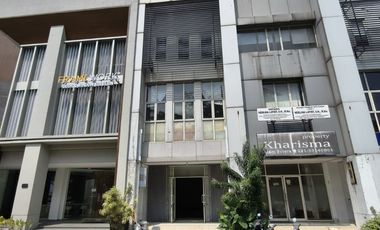 FOR RENT Shophouse 3.5 floors on Jl. Utama Alam Sutera Strategic 3.5 floors Cheap Serpong Tangerang
