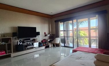 Villa 6 Bedroom Semi Furnished Dijual, Denpasar Barat area