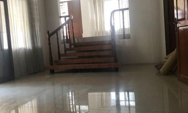 Disewakan Rumah Cipete – 200 meter ke French School, Dekat MRT Cipete, Cocok Hunian & Kantor