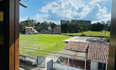 Casa en Marinilla por Quirama Udidad cerrada