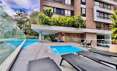 Apartamento en el Poblado por las Palmas