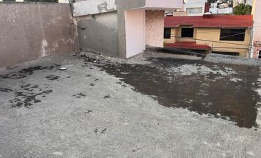 Se vende casa en Col. La Escalera, frente al Instituto Politécnico Nacional, Gustavo A. Madero