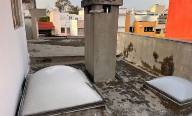 Se vende casa en Col. La Escalera, frente al Instituto Politécnico Nacional, Gustavo A. Madero