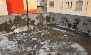 Se vende casa en Col. La Escalera, frente al Instituto Politécnico Nacional, Gustavo A. Madero