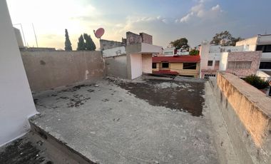 Se vende casa en Col. La Escalera, frente al Instituto Politécnico Nacional, Gustavo A. Madero