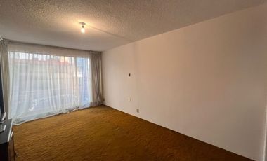 Se vende casa en Col. La Escalera, frente al Instituto Politécnico Nacional, Gustavo A. Madero