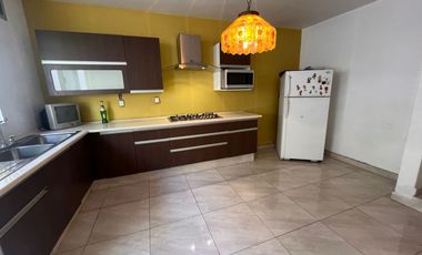 Se vende casa en Col. La Escalera, frente al Instituto Politécnico Nacional, Gustavo A. Madero