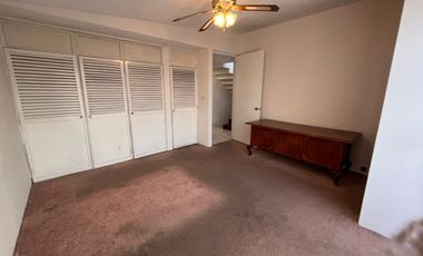 Se vende casa en Col. La Escalera, frente al Instituto Politécnico Nacional, Gustavo A. Madero