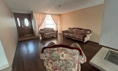 Se vende casa en Col. La Escalera, frente al Instituto Politécnico Nacional, Gustavo A. Madero