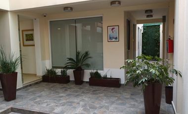 Se vende o renta, edificio de tres niveles en Col. Napoles, Benito Juárez, CDMX