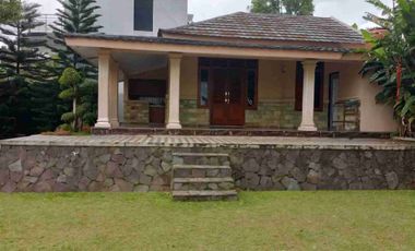 Jual Villa Asri view Gn.Sunda & Gn.Burangrang.