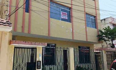 Alquiler de departamento ubicado en primer piso alto cerca del Policentro