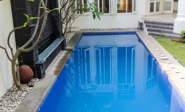 Rumah Mewah Dengan Private Pool Area Kemang Dalam Jakarta Selatan Lokasi Strategis