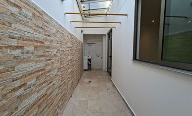 VENDO CASA EN LA CUMBRE