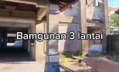 jual tanah 24 are dan bangunan 14 are lantai 3 di Pulau Moyo Denpasar
