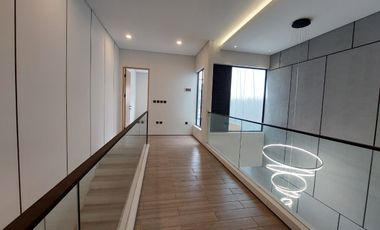 Dijual Rumah Baru 2 Lantai di Mekar Wangi Bandung Strategis Dekat Tol