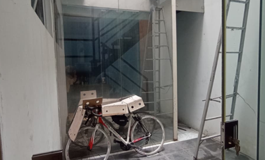 Dijual dan disewakan rumah Full Stainless dan kaca di Golf Lake uk 8x20