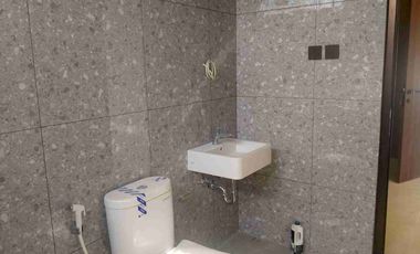 Di jual rumah mewah di kebayoran residence bintaro