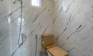 DIJUAL GEDUNG BARU 4,5 LANTAI – DEWI SARTIKA Cawang