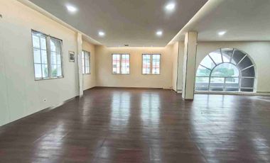 Ruko Gandeng 4 Lantai Hadap Jalan Raya Utama Kelapa Gading