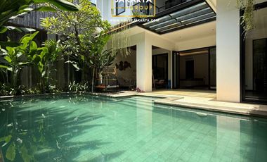 Fully Furnished Luxury Resort-Style Residence for Sale in Exclusive Cipete