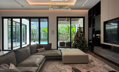 Fully Furnished Luxury Resort-Style Residence for Sale in Exclusive Cipete