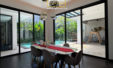 Fully Furnished Luxury Resort-Style Residence for Sale in Exclusive Cipete