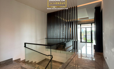 Fully Furnished Luxury Resort-Style Residence for Sale in Exclusive Cipete