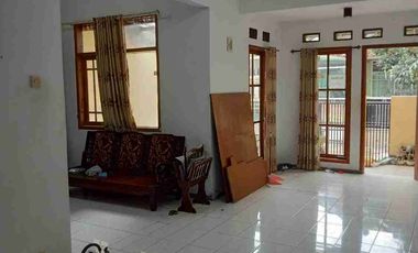 rumah 2 lantai komplek pondok mutiara cimahi jalan kaki ke pemkot