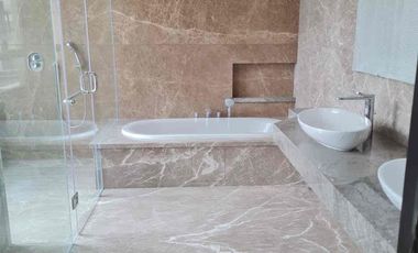 Rumah Golf Island PIK Hazel 8x25 (3 Lantai)