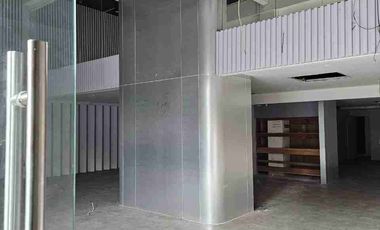 Disewakan Bangunan Komersial 2 Lt di Kebon Jeruk Jakarta Barat