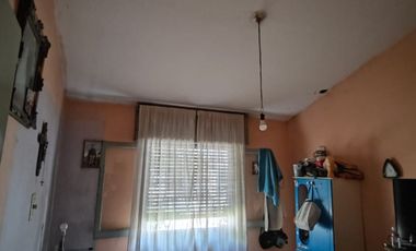 VENTA CASA 4 DORMITORIOS Bº RESIDENCIAL AMERICA