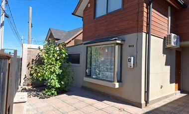 Casa de Dos Pisos, en Huertos de Linares